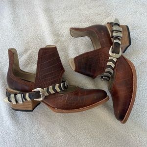 Freebird by Steven boots